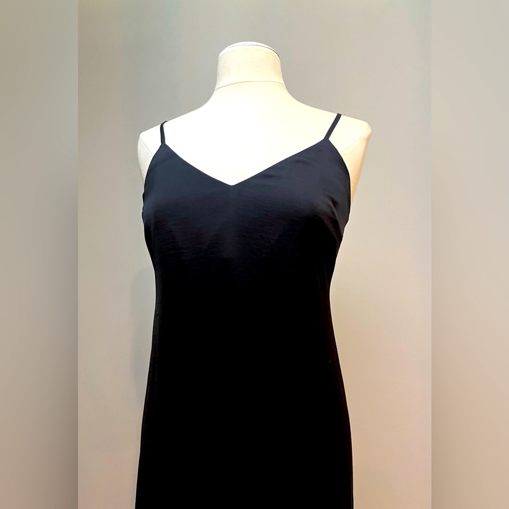 FOREVER 21 BLACK SATIN SLIP MAXI DRESS | MINIMALIST | ADJUSTABLE STRAPS
